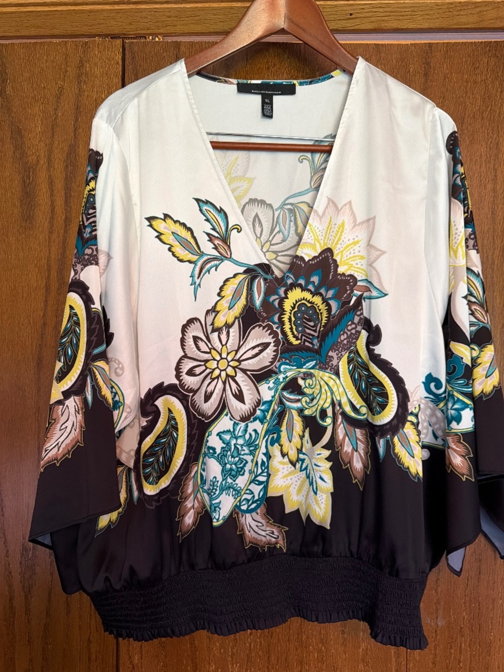 Beautiful silky, kimono blouse